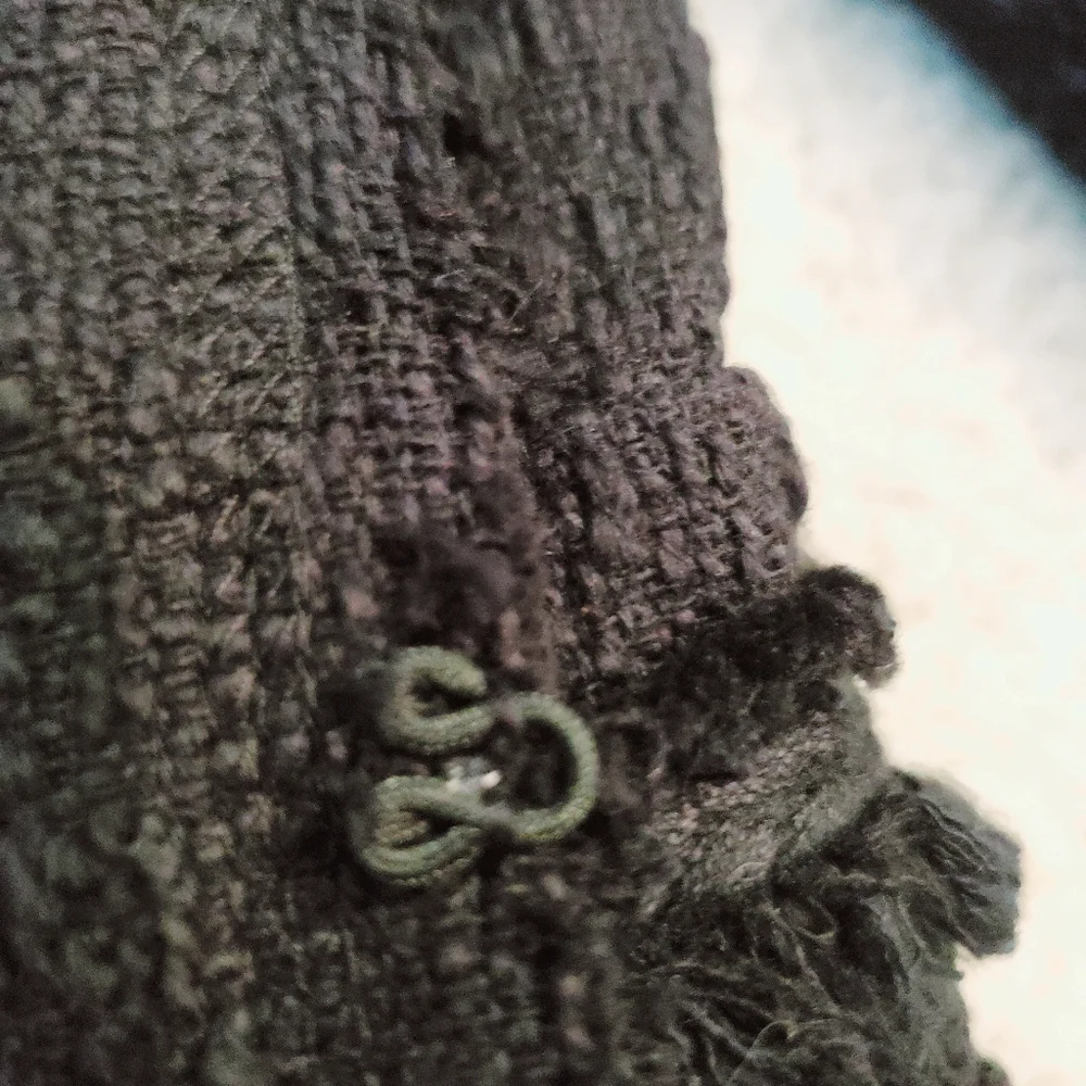 Classic black tweed coat - Picture 4 of 10